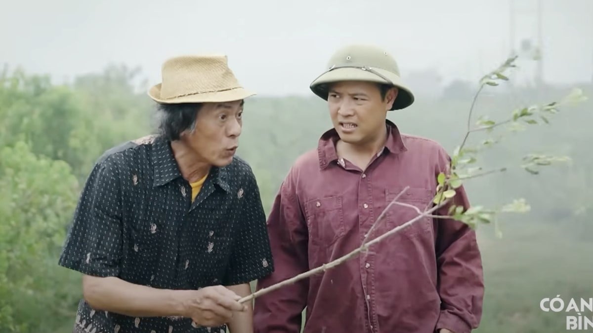 Ông Thắng và Cường vui mừng vì hàng giả bị tiêu hủy. Ảnh CMH Ông Thắng và Cường vui mừng vì hàng giả bị tiêu hủy. Ảnh CMH