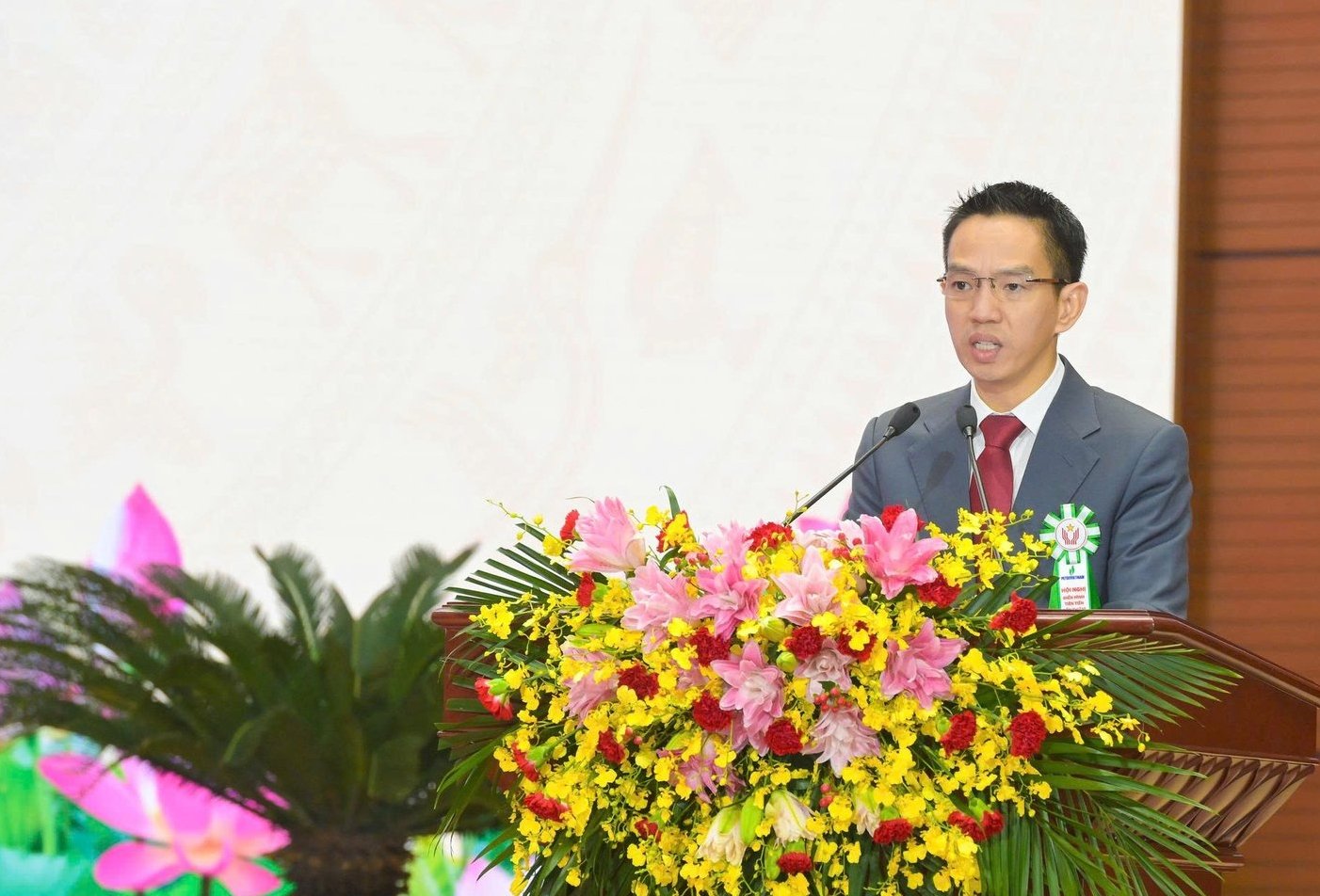 Ông Phạm Xuân Phúc, Tổng Giám đốc Công ty Điều hành Dầu khí Phú Quốc (PQPOC) cho biết, PQPOC đã chủ động triển khai nhiều phong trào thi đua sâu rộng, thiết thực và hiệu quả gắn liền với nhiệm vụ chính trị trọng tâm 'Đón dòng khí đầu tiên vào tháng 8/2027'. Ảnh: Hồng Thắm.