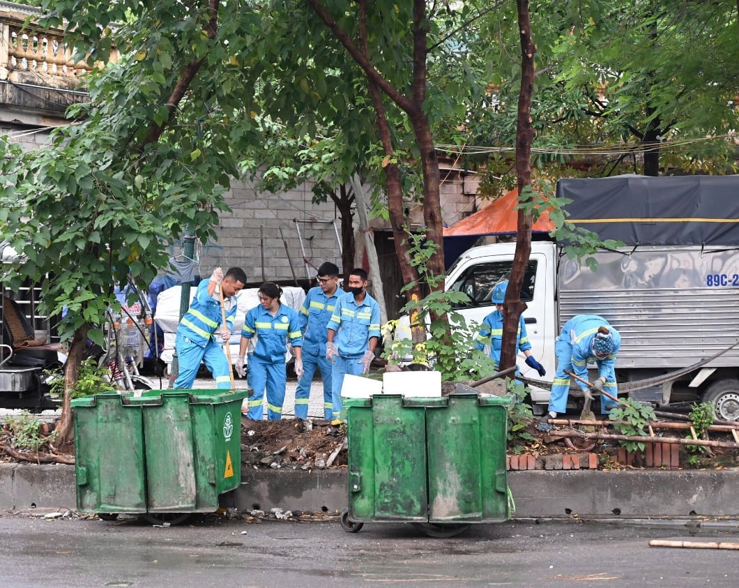 Địa điểm ra quân bắt đầu từ phường Hồng Hà, nhân rộng ra các phường trên địa bàn Hà Nội. Ảnh: Ngọc Hiệp. Địa điểm ra quân bắt đầu từ phường Hồng Hà, nhân rộng ra các phường trên địa bàn Hà Nội. Ảnh: Ngọc Hiệp.