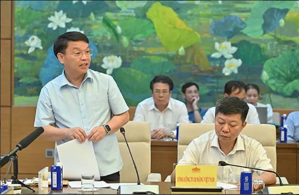 Ông Nguyễn Quốc Việt - Chủ tịch HĐTV Tổng Công ty Xi măng Việt Nam phát biểu tại Hội nghị. Ảnh: VICEM.