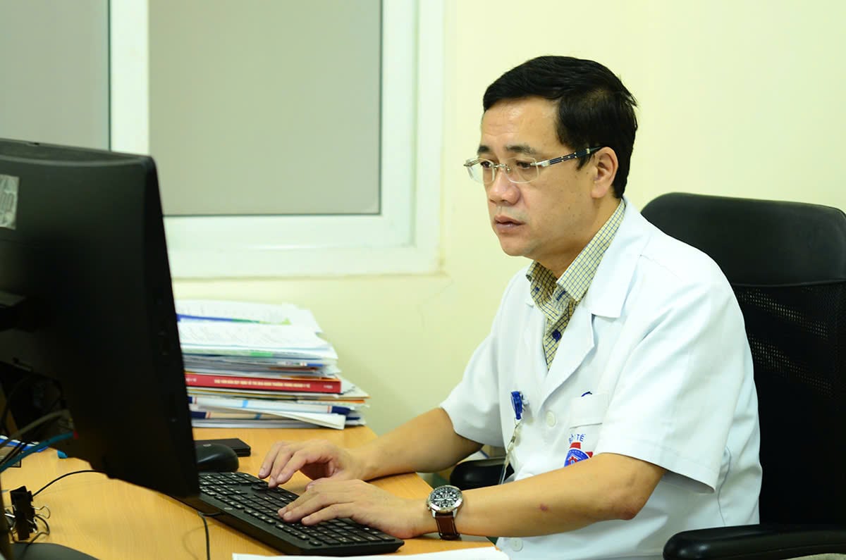 Theo bác sỹ Đỗ Bá Tĩnh, xây dựng bệnh viện xanh là giá trị cốt lõi, không chỉ là phong trào. Ảnh: Xuân Hà. Theo bác sỹ Đỗ Bá Tĩnh, xây dựng bệnh viện xanh là giá trị cốt lõi, không chỉ là phong trào. Ảnh: Xuân Hà.
