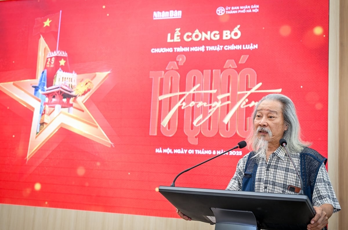 Nhạc sỹ Văn Thao, con trai của cố Nhạc sỹ Văn Cao bày tỏ xúc động khi ca khúc 'Tiến quân ca' của cha mình sẽ được vang lên trong chương trình. Ảnh: Thành Đạt.