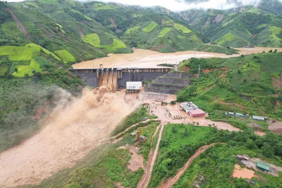 Nhà máy thủy điện Sông Mã 3, do Công ty Cổ phần Đầu tư và Xây dựng Đông Á, thuộc Công ty Cổ phần Tập đoàn Hưng Hải làm chủ đầu tư. Ảnh: Nguyễn Nam. Nhà máy thủy điện Sông Mã 3, do Công ty Cổ phần Đầu tư và Xây dựng Đông Á, thuộc Công ty Cổ phần Tập đoàn Hưng Hải làm chủ đầu tư. Ảnh: Nguyễn Nam.