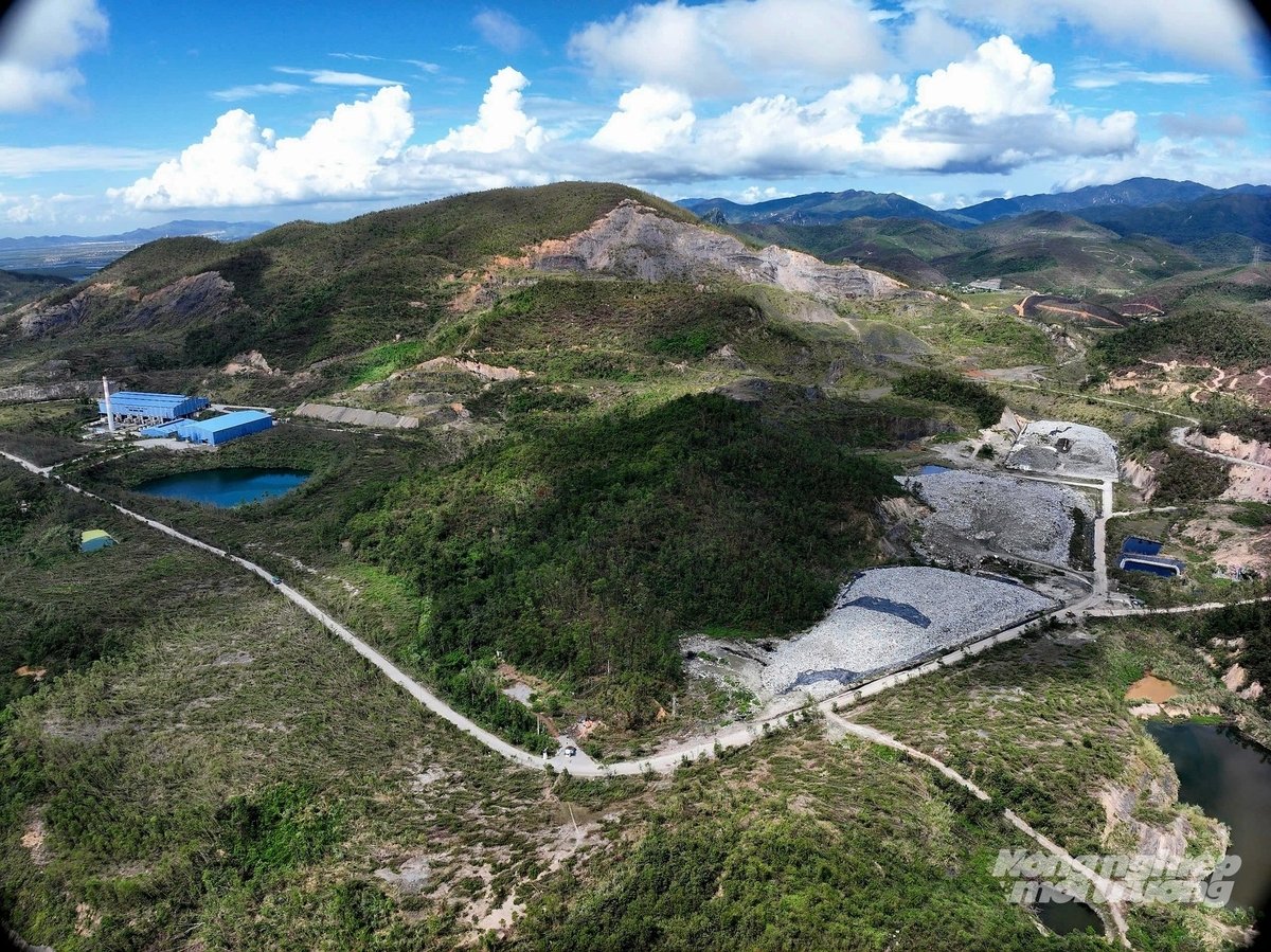 Tập đoàn INDEVCO và Công ty CP Cẩm Thạch Xanh hợp tác tái phát triển Khu xử lý rác Vũ Oai thành Trung tâm Điện - Rác hiện đại. Ảnh: Cường Vũ. Tập đoàn INDEVCO và Công ty CP Cẩm Thạch Xanh hợp tác tái phát triển Khu xử lý rác Vũ Oai thành Trung tâm Điện - Rác hiện đại. Ảnh: Cường Vũ.