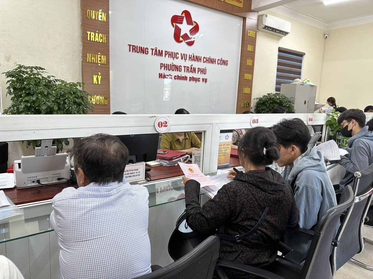 Sau hơn 1 tháng vận hành chính quyền 2 cấp, cơ bản 69 xã/phường của tỉnh Hà Tĩnh đã ổn định tổ chức bộ máy, hoạt động khá trơn tru. Ảnh: Thanh Nga. Sau hơn 1 tháng vận hành chính quyền 2 cấp, cơ bản 69 xã/phường của tỉnh Hà Tĩnh đã ổn định tổ chức bộ máy, hoạt động khá trơn tru. Ảnh: Thanh Nga.