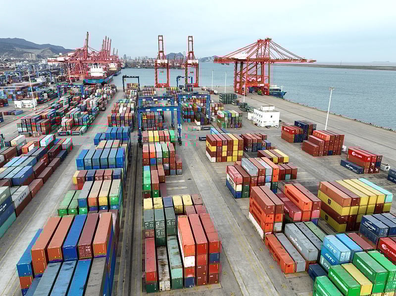 Kim ngạch xuất khẩu hàng hoá của cả nước ước đạt 261,8 tỷ USD - tăng 14,6% so với cùng kỳ năm 2024. Ảnh: Vũ Khuê/Vneconomy.