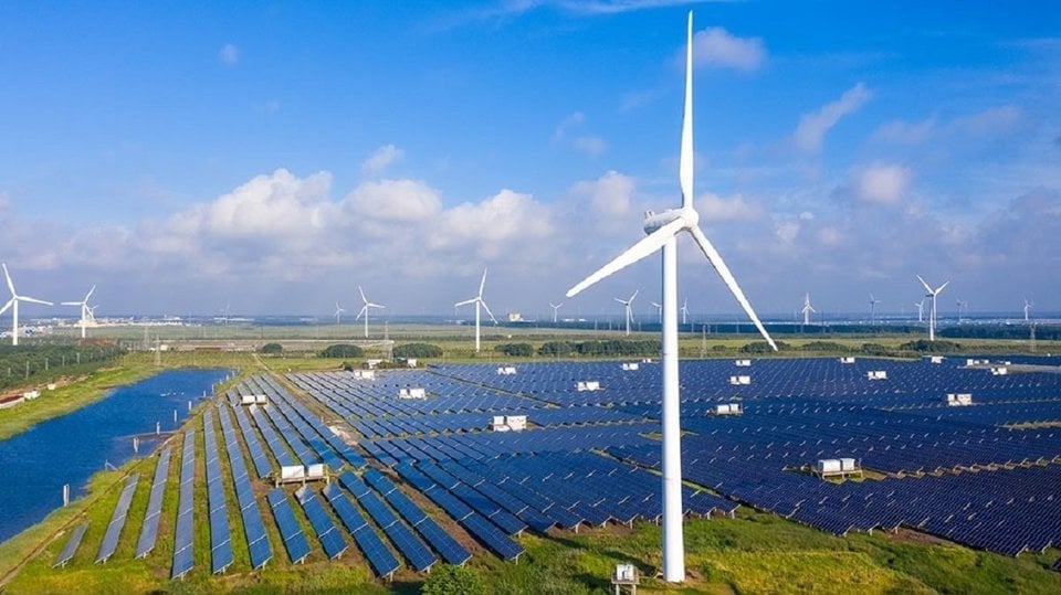 Phát triển năng lượng phải gắn liền với mục tiêu bảo đảm an ninh năng lượng quốc gia, đồng thời hài hòa với chiến lược công nghiệp hóa - hiện đại hóa đất nước. Ảnh: Minh Hoàng.
