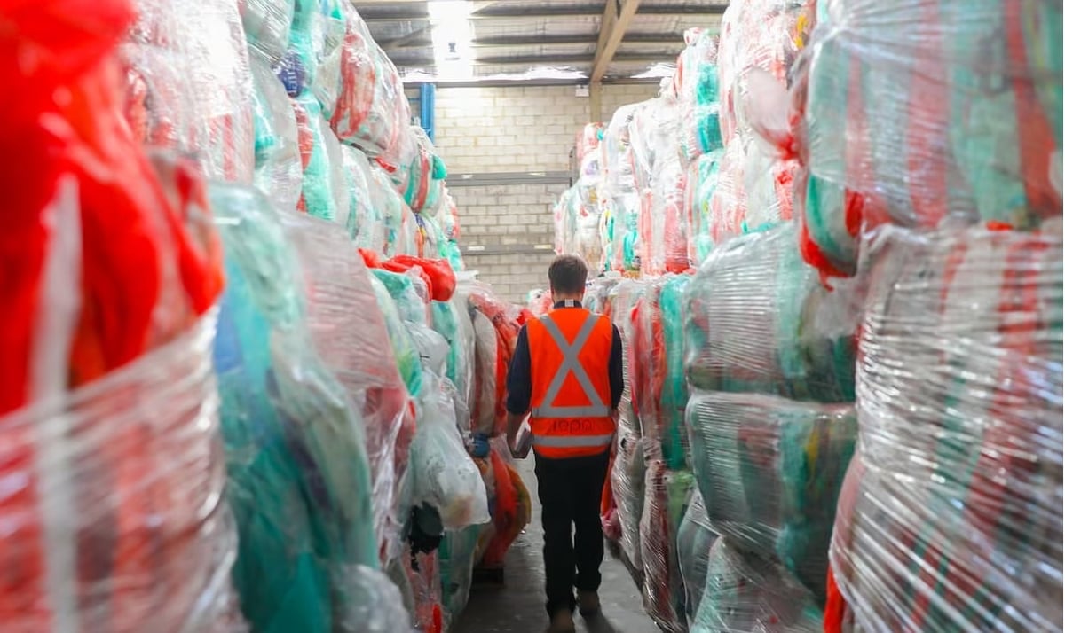 Theo số liệu tính đến cuối tháng 7/2025, vẫn còn khoảng 94% lượng chất thải nhựa mềm tại Úc được xử lý bằng biện pháp chôn lấp. Ảnh: Cơ quan Bảo vệ môi trường NSW. 