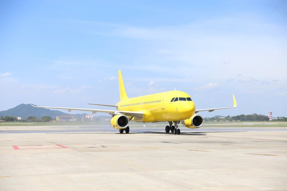 Chiếc Airbus A320 mới mang số hiệu VN – A136 có cấu hình 182 ghế. Ảnh: Vietravel Airlines.