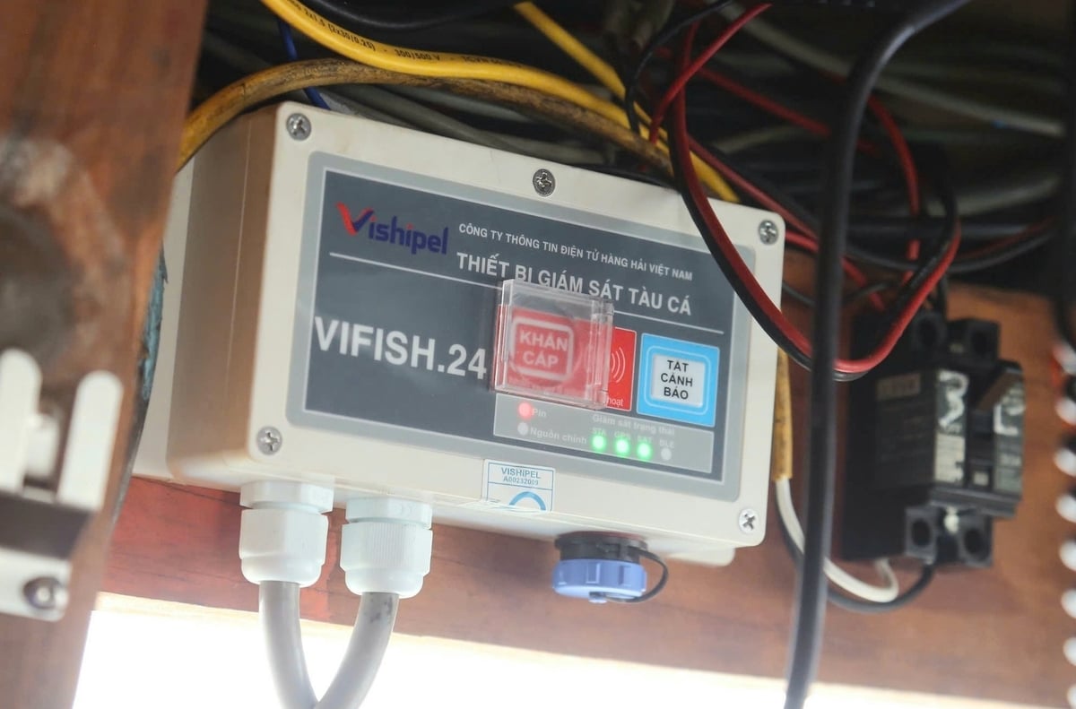 Nhiều thiết bị VMS được chủ tàu cá thay mới sau nhiều năm sử dụng Ảnh: Thanh Nga. Nhiều thiết bị VMS được chủ tàu cá thay mới sau nhiều năm sử dụng Ảnh: Thanh Nga.