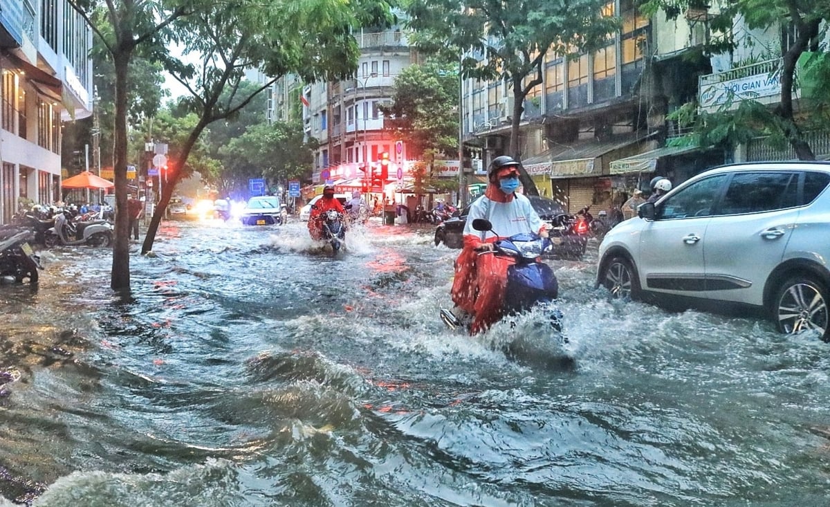 Mỗi năm, ngập lụt đô thị gây thiệt hại cả nghìn tỉ đồng tại Thành phố Hồ Chí Minh. Ảnh minh họa. Mỗi năm, ngập lụt đô thị gây thiệt hại cả nghìn tỉ đồng tại Thành phố Hồ Chí Minh. Ảnh minh họa.