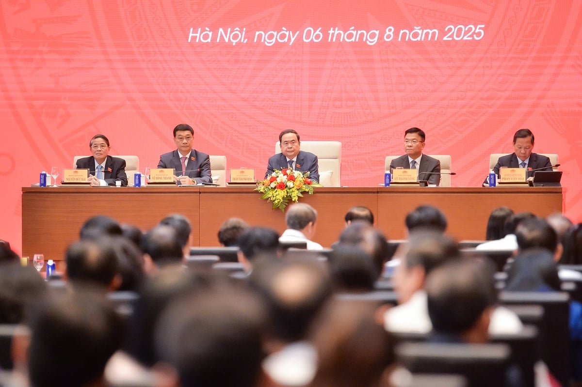 Chủ tịch Quốc hội Trần Thanh Mẫn chủ trì 'Diễn đàn của Quốc hội về hoạt động giám sát' lần đầu tiên, với chủ đề 'Giám sát của Quốc hội để kiến tạo phát triển'. Ảnh: Phạm Thắng.