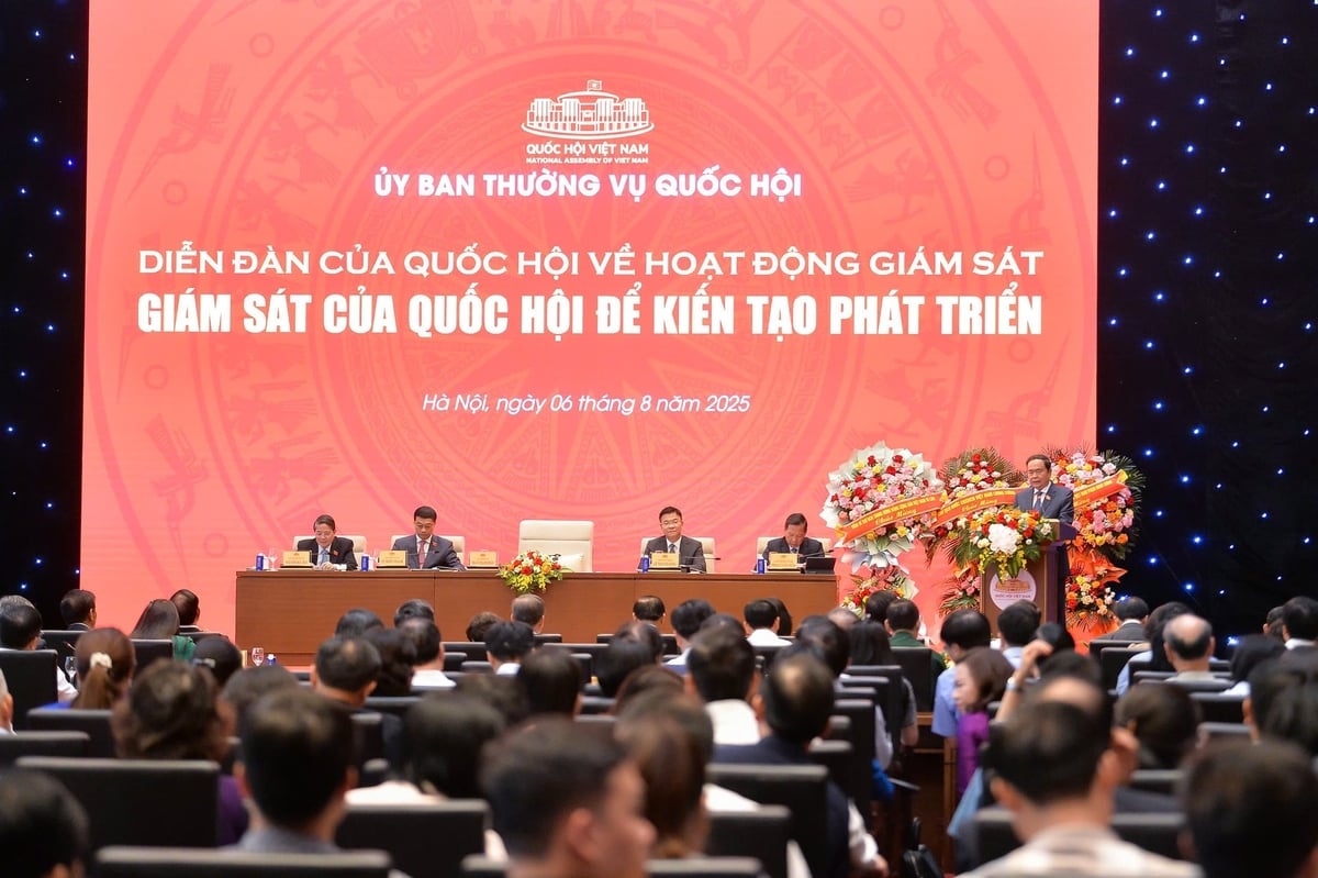 Toàn cảnh 'Diễn đàn của Quốc hội về hoạt động giám sát' lần đầu tiên, với chủ đề 'Giám sát của Quốc hội để kiến tạo phát triển'. Ảnh: Phạm Thắng.