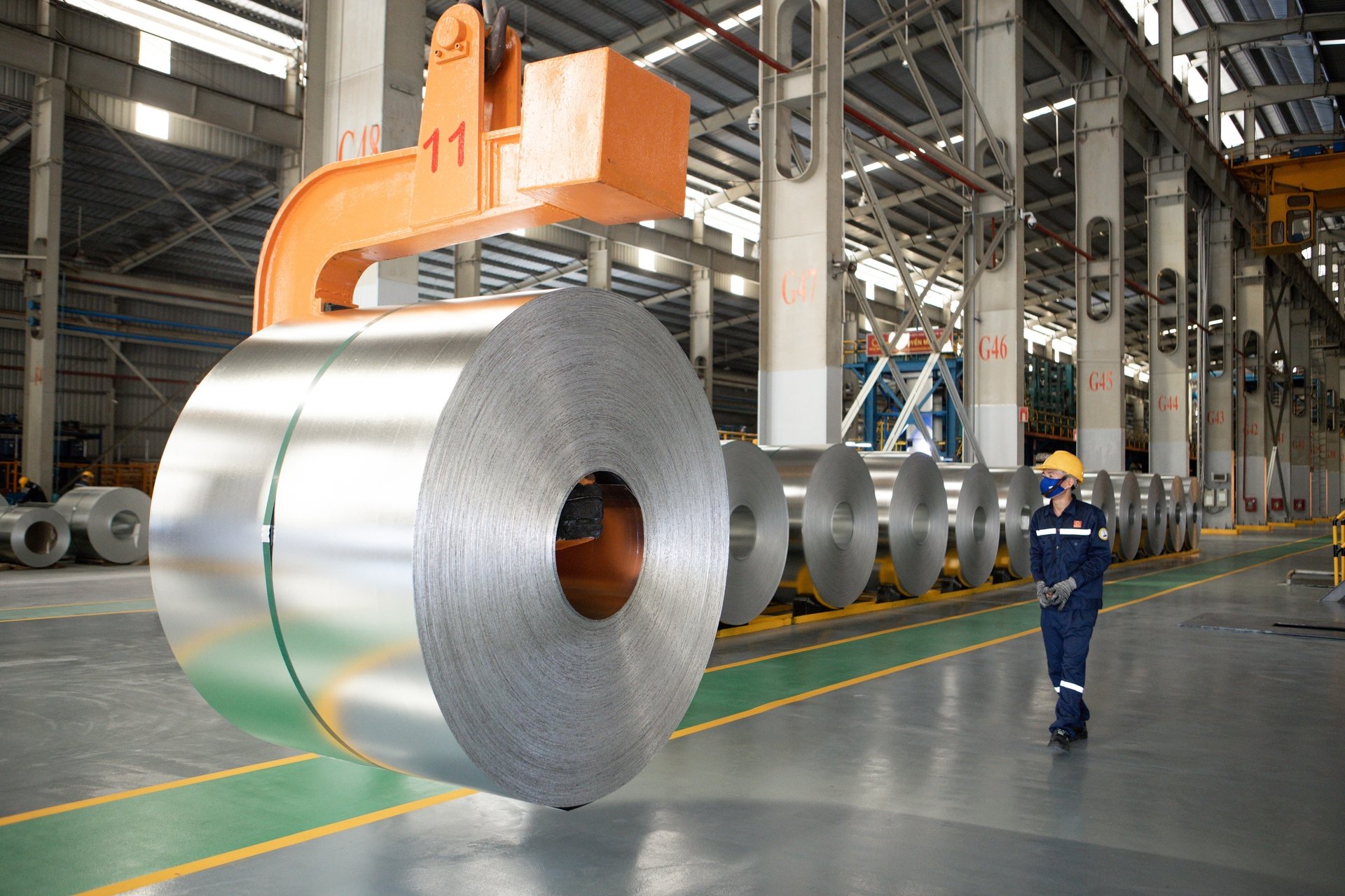 Hoa Sen Mag Shield không chỉ giúp gia tăng tuổi thọ công trình mà còn mang lại vật liệu tối ưu cho các công trình hiện đại và bền vững. Ảnh: PV. Hoa Sen Mag Shield không chỉ giúp gia tăng tuổi thọ công trình mà còn mang lại vật liệu tối ưu cho các công trình hiện đại và bền vững. Ảnh: PV.