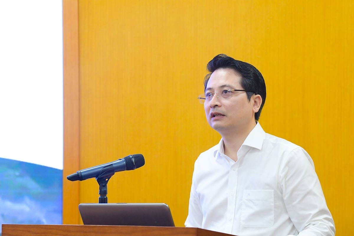 Ông Phan Tuấn Hùng cho biết, Bộ đã ban hành 18 Thông tư nhằm quy định cụ thể việc phân cấp, phân định thẩm quyền trong các lĩnh vực quản lý nhà nước thuộc phạm vi Bộ phụ trách. Ảnh: Trường Giang. Ông Phan Tuấn Hùng cho biết, Bộ đã ban hành 18 Thông tư nhằm quy định cụ thể việc phân cấp, phân định thẩm quyền trong các lĩnh vực quản lý nhà nước thuộc phạm vi Bộ phụ trách. Ảnh: Trường Giang.