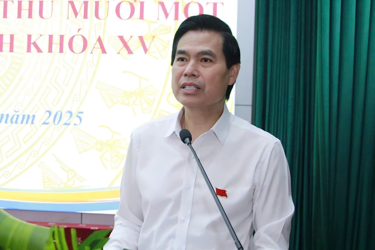Ông Hoàng Quốc Khánh, Bí thư Tỉnh ủy Sơn La đề nghị phường Tô Hiệu tiếp tục phát huy tinh thần đổi mới, nỗ lực khắc phục khó khăn, hướng tới mục tiêu đô thị văn minh, hiện đại. Ảnh: Thủy Ngân. Ông Hoàng Quốc Khánh, Bí thư Tỉnh ủy Sơn La đề nghị phường Tô Hiệu tiếp tục phát huy tinh thần đổi mới, nỗ lực khắc phục khó khăn, hướng tới mục tiêu đô thị văn minh, hiện đại. Ảnh: Thủy Ngân.