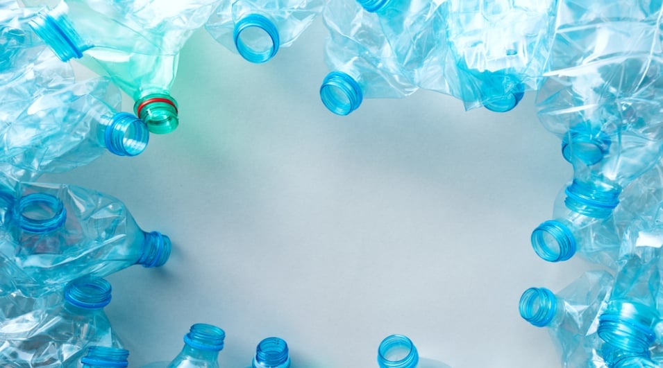 Nhựa PCR góp phần giảm rác thải, tiết kiệm năng lượng và thúc đẩy kinh tế tuần hoàn trong lĩnh vực bao bì. Ảnh: Bits And Splits.