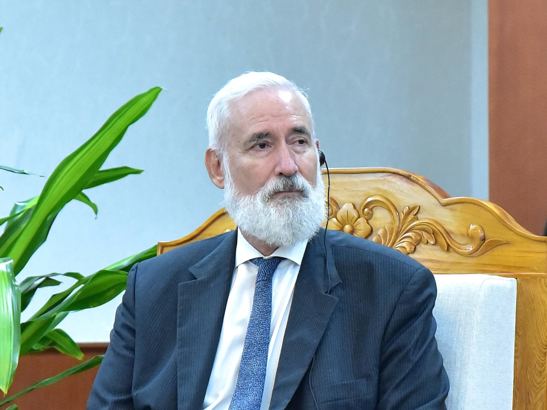 Theo ông Aldo de Luca, hợp tác môi trường, tín chỉ carbon Việt Nam - Thụy Sĩ là một phần trong tuyên bố cấp cao giữa nhà lãnh đạo hai nước. Ảnh: Kiều Chi. Theo ông Aldo de Luca, hợp tác môi trường, tín chỉ carbon Việt Nam - Thụy Sĩ là một phần trong tuyên bố cấp cao giữa nhà lãnh đạo hai nước. Ảnh: Kiều Chi.
