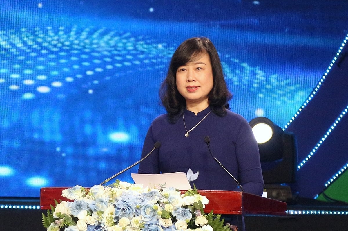 Bộ trưởng Bộ Y tế Đào Hồng Lan phát biểu tại buổi lễ. Ảnh: Phạm Hiếu.