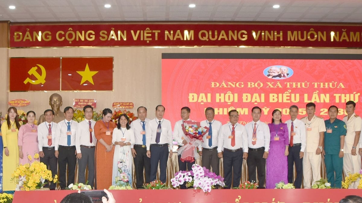 Đại hội đại biểu Đảng bộ xã Thủ Thừa lần thứ I, nhiệm kỳ 2025-2030. Ảnh: Thanh Bạch.