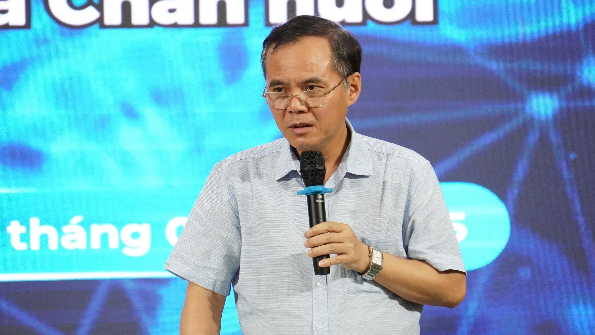 Ông Phạm Kim Đăng, Phó Cục trưởng Cục Chăn nuôi và Thú y đánh giá cao tiềm năng phát triển nghề nuôi yến tại TP.HCM. Ảnh: Trần Phi.
