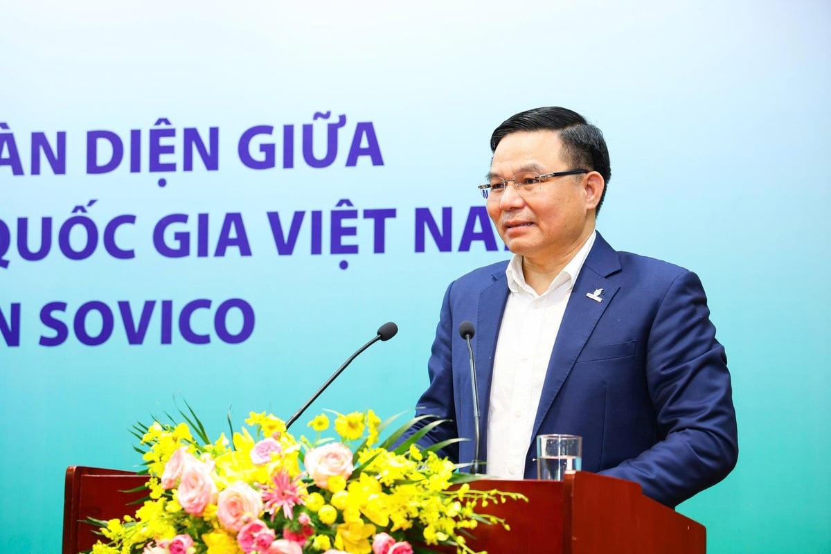 Chủ tịch HĐTV Petrovietnam Lê Mạnh Hùng khẳng định việc mở rộng hợp tác với các đối tác tư nhân có năng lực, kinh nghiệm và tiềm lực tài chính như SOVICO là bước đi chiến lược nhằm huy động các nguồn lực xã hội, thúc đẩy đổi mới sáng tạo và gia tăng hiệu quả đầu tư. Ảnh: Petrovietnam.