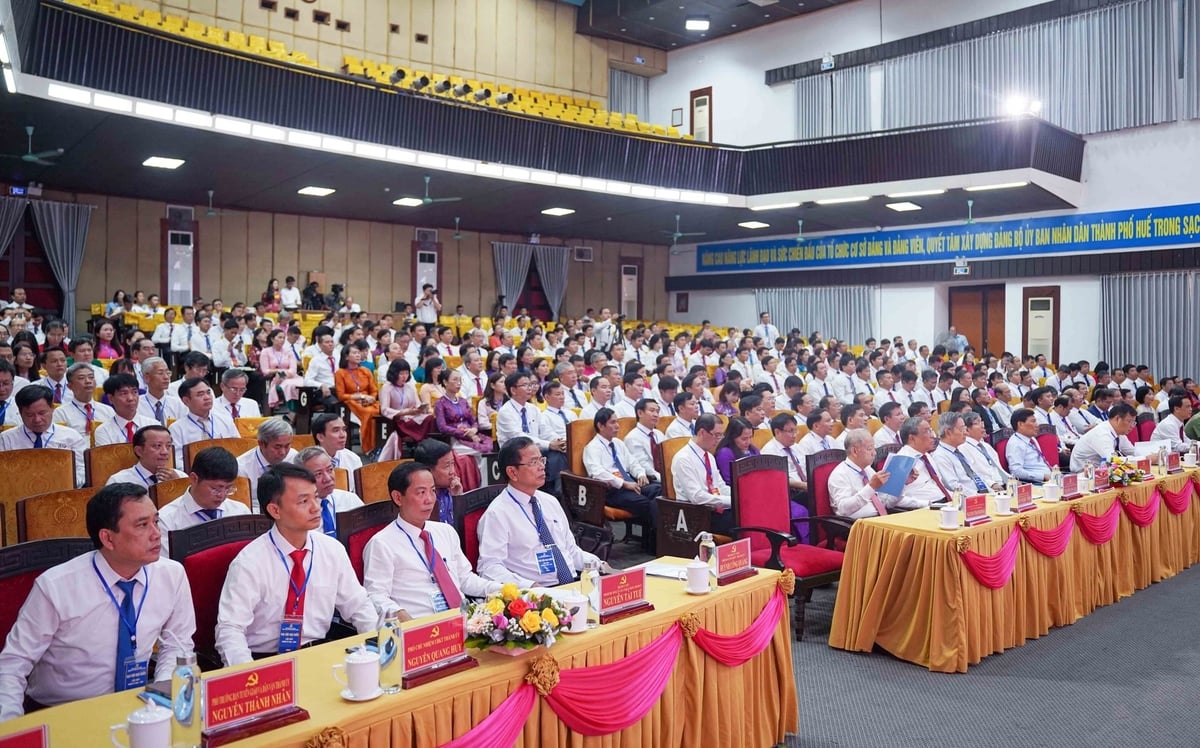 TP Huế định hướng phát triển đến năm 2030 là đô thị cấp quốc gia đặc trưng về di sản, văn hóa, một trong những trung tâm lớn, đặc sắc của khu vực Đông Nam Á về văn hóa, du lịch và y tế chuyên sâu, một trong những trung tâm lớn của cả nước về khoa học và công nghệ, giáo dục và đào tạo đa ngành, đa lĩnh vực, chất lượng cao. Ảnh: V.D.