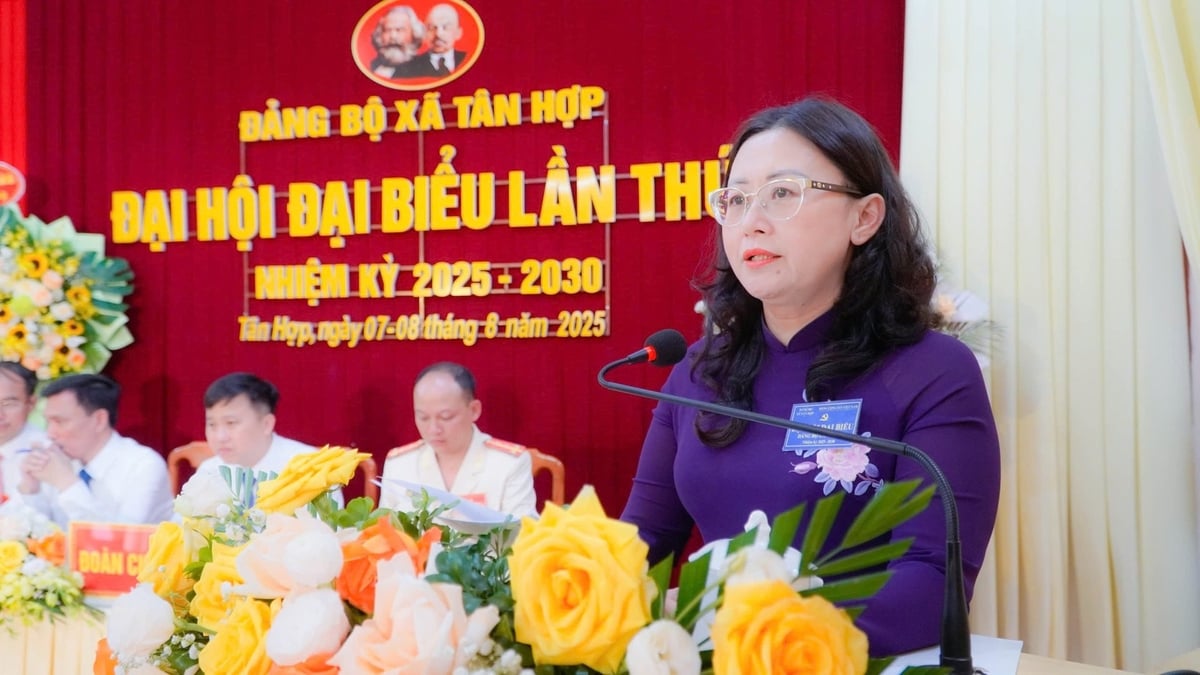 Đồng chí Giàng Thị Dung - Phó Bí thư Tỉnh ủy, Chủ tịch Ủy ban Mặt trận Tổ quốc tỉnh Lào Cai phát biểu chỉ đạo Đại hội. Ảnh: Thu Nhài.