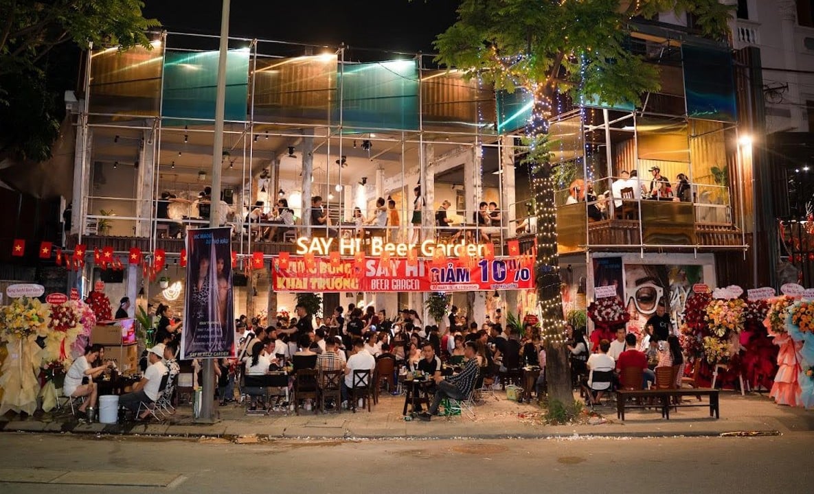 Quán Say Hi Beer Garden (phường Thuận Hóa, TP Huế) nhiều lần gây ô nhiễm tiếng ồn. Ảnh: Say Hi Beer Garden
