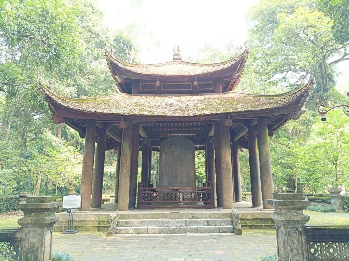 Bia Vĩnh Lăng là một trong những tấm bia đẹp nhất Việt Nam. Ảnh: Thanh Tâm Bia Vĩnh Lăng là một trong những tấm bia đẹp nhất Việt Nam. Ảnh: Thanh Tâm