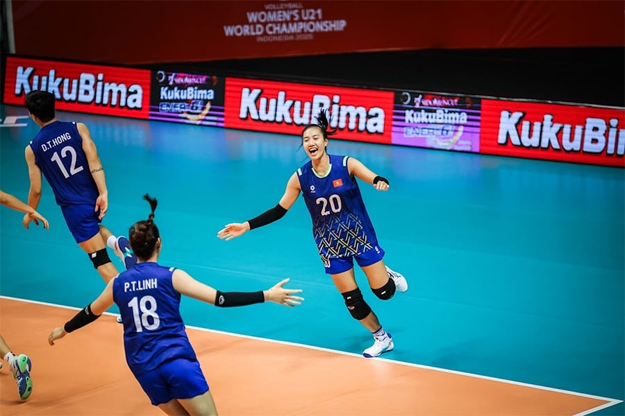 Đội U21 bóng chuyền nữ Việt Nam tạo cú sốc với chiến thắng trước U21 Serbia. Ảnh:FIVB. Đội U21 bóng chuyền nữ Việt Nam tạo cú sốc với chiến thắng trước U21 Serbia. Ảnh:FIVB.