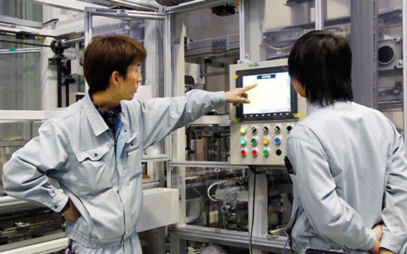Các thủ tục liên quan đến lao động nước ngoài gần như được giải quyết toàn bộ tại địa phương. Ảnh minh họa. Các thủ tục liên quan đến lao động nước ngoài gần như được giải quyết toàn bộ tại địa phương. Ảnh minh họa.