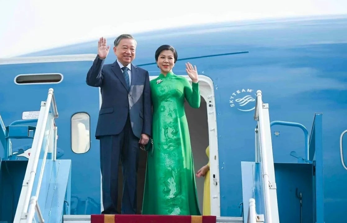 Tổng Bí thư Tô Lâm và Phu nhân Ngô Phương Ly lên đường thăm Hàn Quốc. Ảnh: TTXVN. Tổng Bí thư Tô Lâm và Phu nhân Ngô Phương Ly lên đường thăm Hàn Quốc. Ảnh: TTXVN.