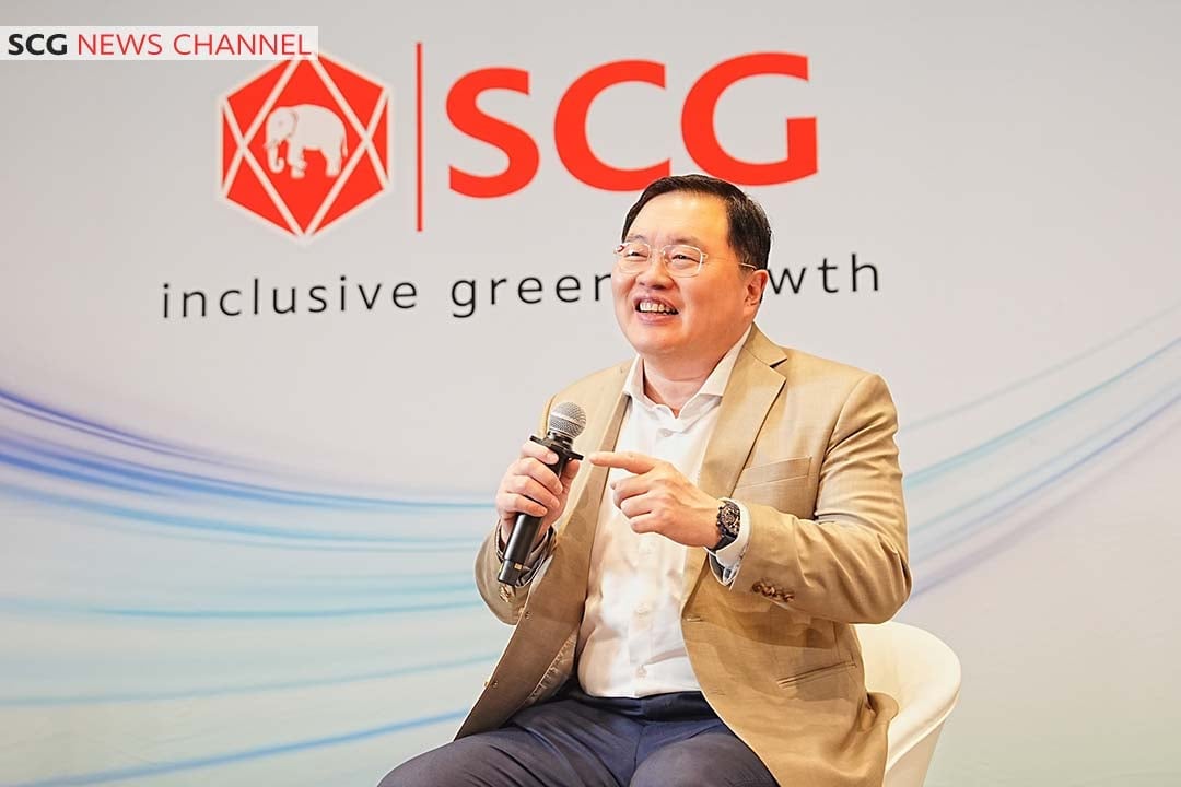 Chủ tịch kiêm Giám đốc điều hành của SCG chia sẻ, từ giữa 2024, SCG đẩy mạnh các biện pháp củng cố tài chính, giúp EBITDA nửa đầu 2025 đạt 23,67 nghìn tỷ đồng (904 triệu USD), tăng 21% so với nửa cuối 2024. Ảnh: SCG.
