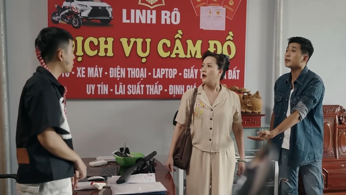 Tại đây, Linh phản bác khiến Tiến và bà Nga đứng hình. Ảnh CMH