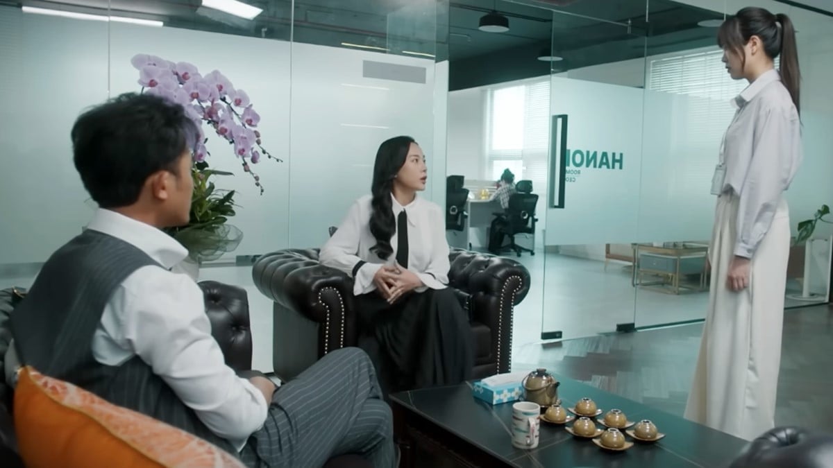 Mỹ Anh không vui khi nhân viên 'vượt mặt' mình. Ảnh CMH