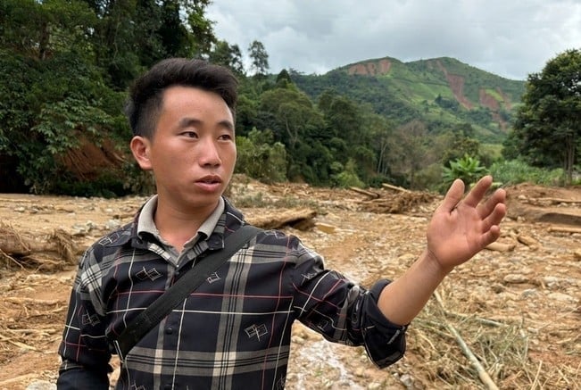 Anh Mùa A Thi (26 tuổi) Trưởng bản Háng Pu Xi, xã Xa Dung, tỉnh Điện Biên dũng cảm cứu người, bảo vệ tài sản của nhân dân trong trận lũ quét xảy ra ngày 1/8/2025. Ảnh: Trần Hương.