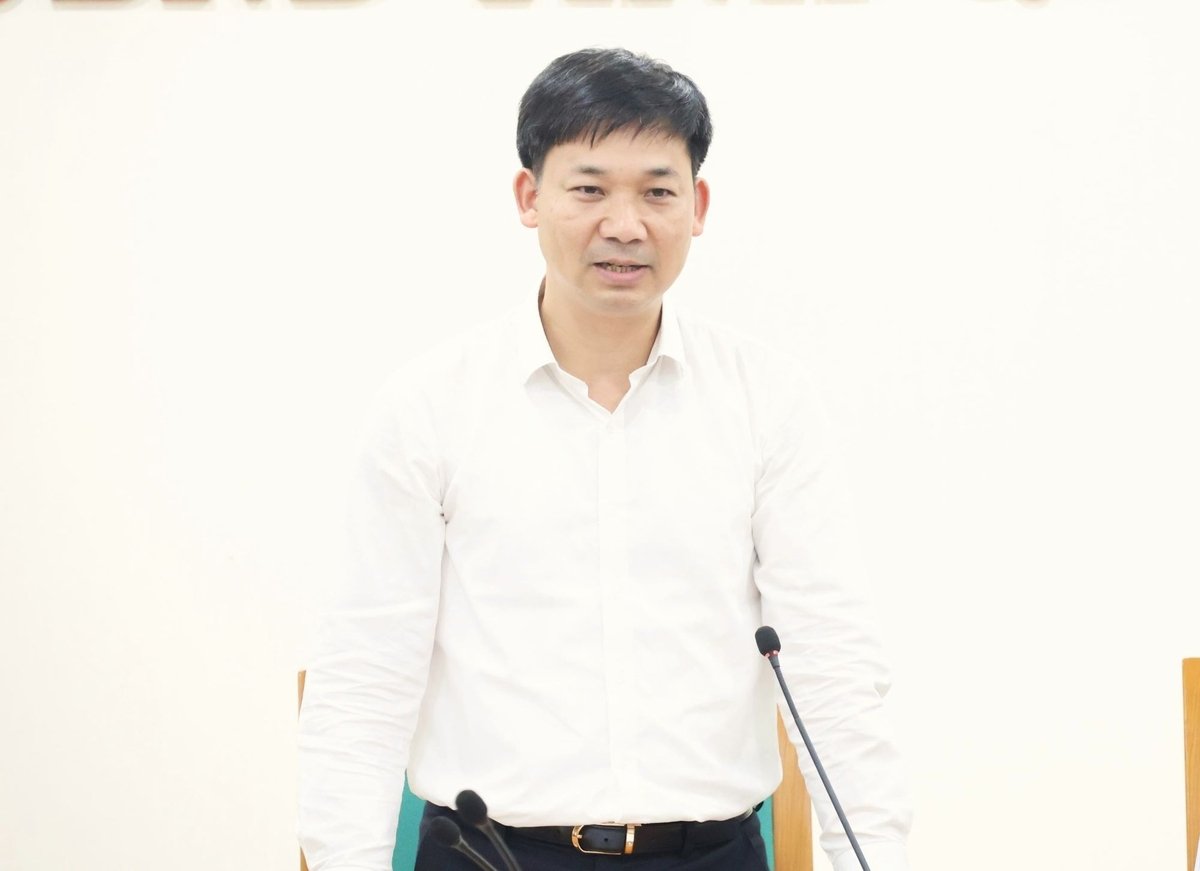 Ông Nguyễn Văn Công, Phó Chủ tịch UBND tỉnh Quảng Ninh chia sẻ về công tác phòng chống thiên tai trên địa bàn tỉnh. Ảnh: Trung Nguyên. Ông Nguyễn Văn Công, Phó Chủ tịch UBND tỉnh Quảng Ninh chia sẻ về công tác phòng chống thiên tai trên địa bàn tỉnh. Ảnh: Trung Nguyên.