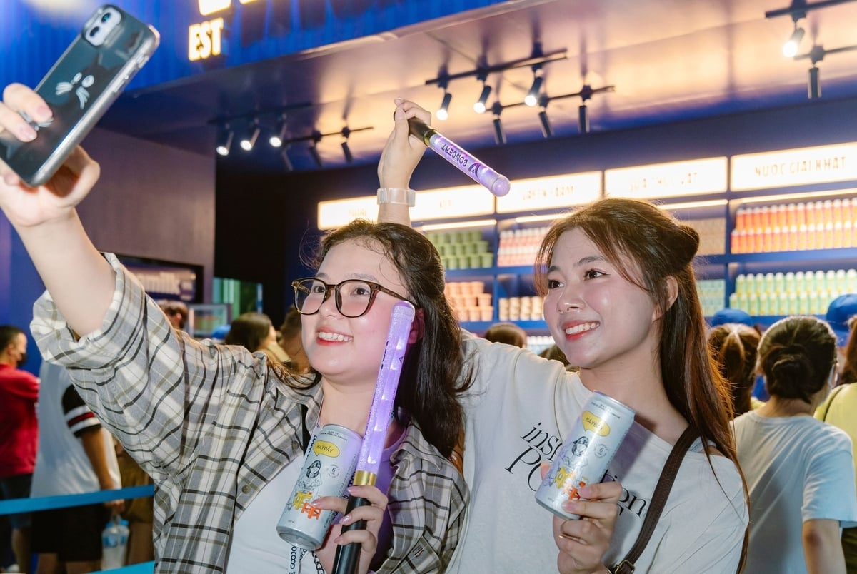Trà kombucha có gaz HAYĐẤY đã kịp có mặt tại V-Concert và V-Fest. Ảnh: VNM. Trà kombucha có gaz HAYĐẤY đã kịp có mặt tại V-Concert và V-Fest. Ảnh: VNM.