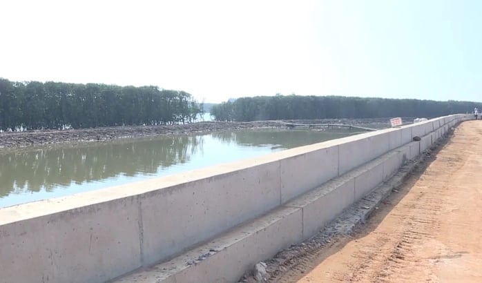 Trong giai đoạn 2021-2025, Thanh Hóa đã đầu tư hơn 179.500 tỷ cho hạ tầng sản xuất và chống thiên tai. Ảnh: Thanh Tuấn. Trong giai đoạn 2021-2025, Thanh Hóa đã đầu tư hơn 179.500 tỷ cho hạ tầng sản xuất và chống thiên tai. Ảnh: Thanh Tuấn.
