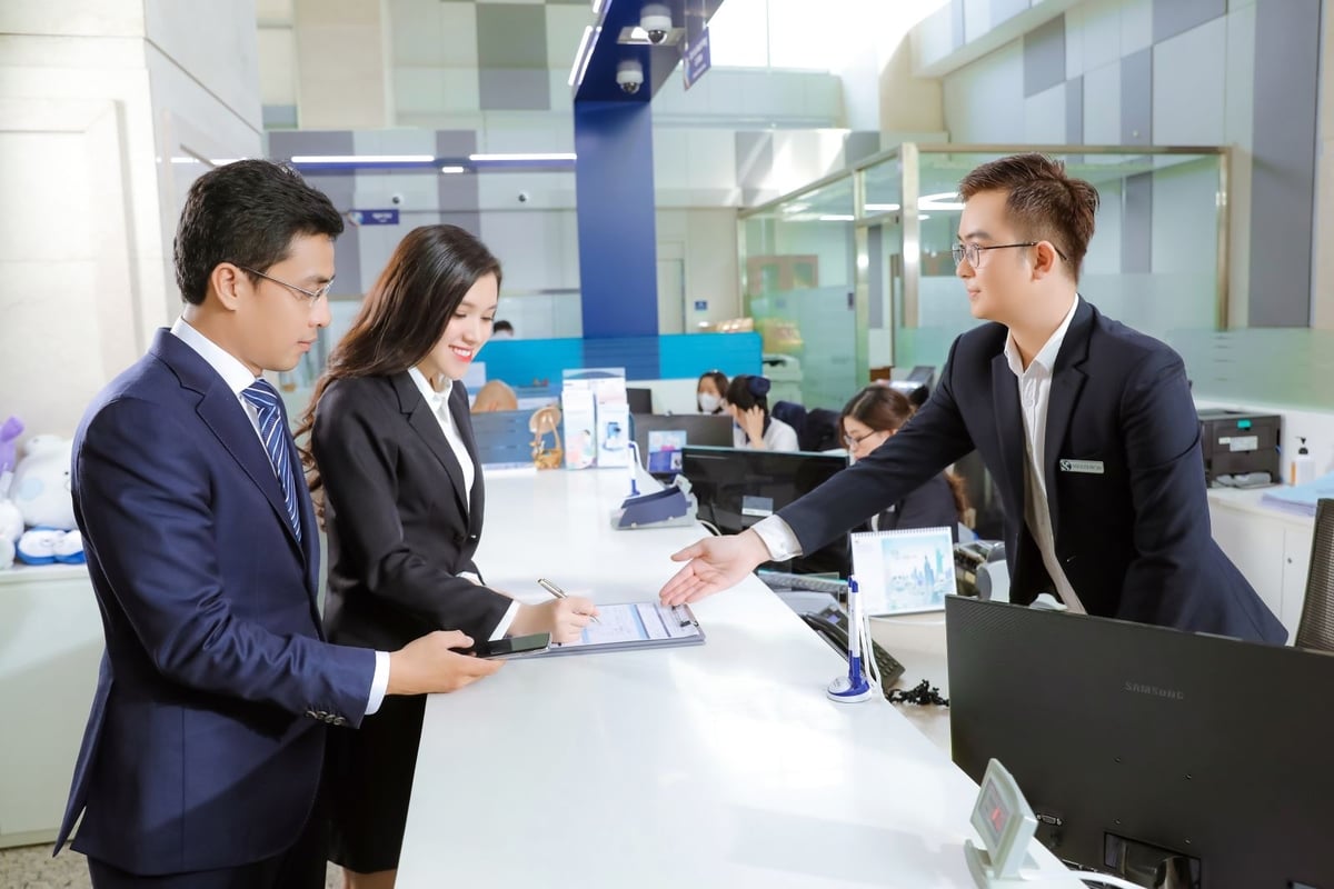 Khách hàng vay mua ô tô điện tại Ngân hàng Shinhan sẽ được áp dụng mức lãi suất chỉ từ 6,9%/năm từ ngày 31/12/2025. Ảnh: Shinhan Bank.