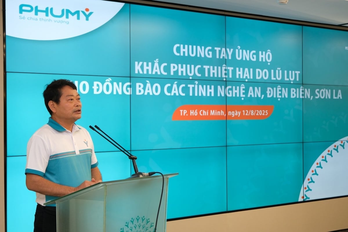 Ông Tống Xuân Phong - Chủ tịch Công đoàn PVFCCo - Phú Mỹ kêu gọi toàn thể cán bộ, công nhân viên, người lao động tích cực ủng hộ đồng bào bị thiệt hại do bão lũ. Ảnh: PVFCCo.