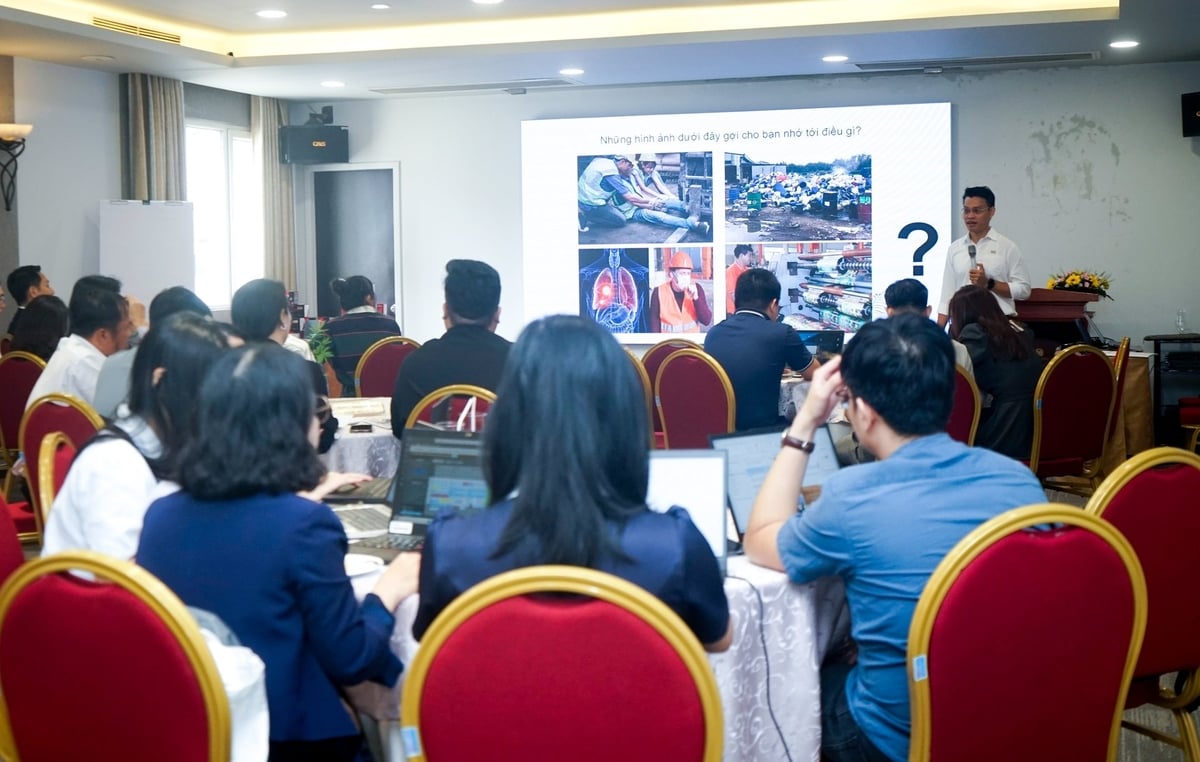 Chương trình tập huấn an toàn vệ sinh lao động trong quản lý rác thải là một phần trong nỗ lực xây dựng chuỗi cung ứng bền vững và có trách nhiệm của Nestlé Việt Nam. Ảnh: Nestlé Việt Nam.
