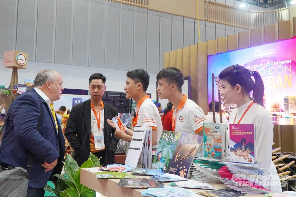 Hơn 250 đơn vị triển lãm trong nước và quốc tế sẽ trực tiếp tham gia vào các cuộc hẹn B2B tại ITE HCMC 2025. Ảnh: Nguyễn Thủy.