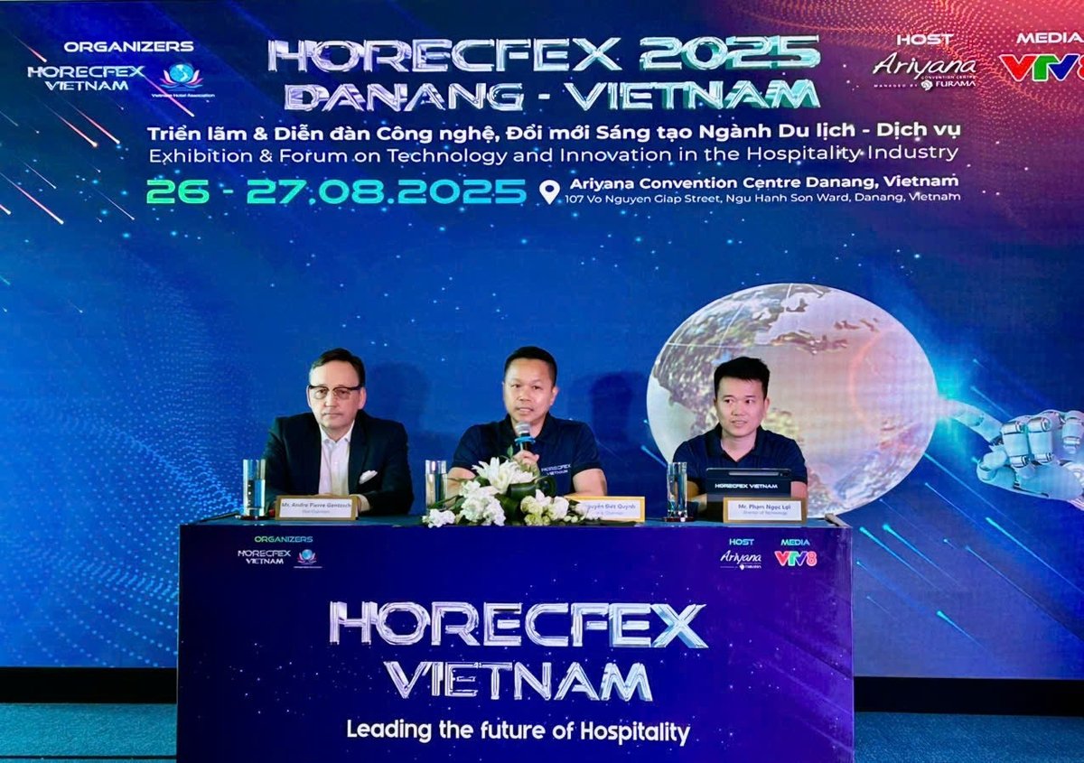 Đại diện Tổ chức HorecFex Việt Nam và Liên chi hội khách sạn Việt Nam thông tin về sự kiện HorecFex Việt Nam 2025. Ảnh: Lan Anh.