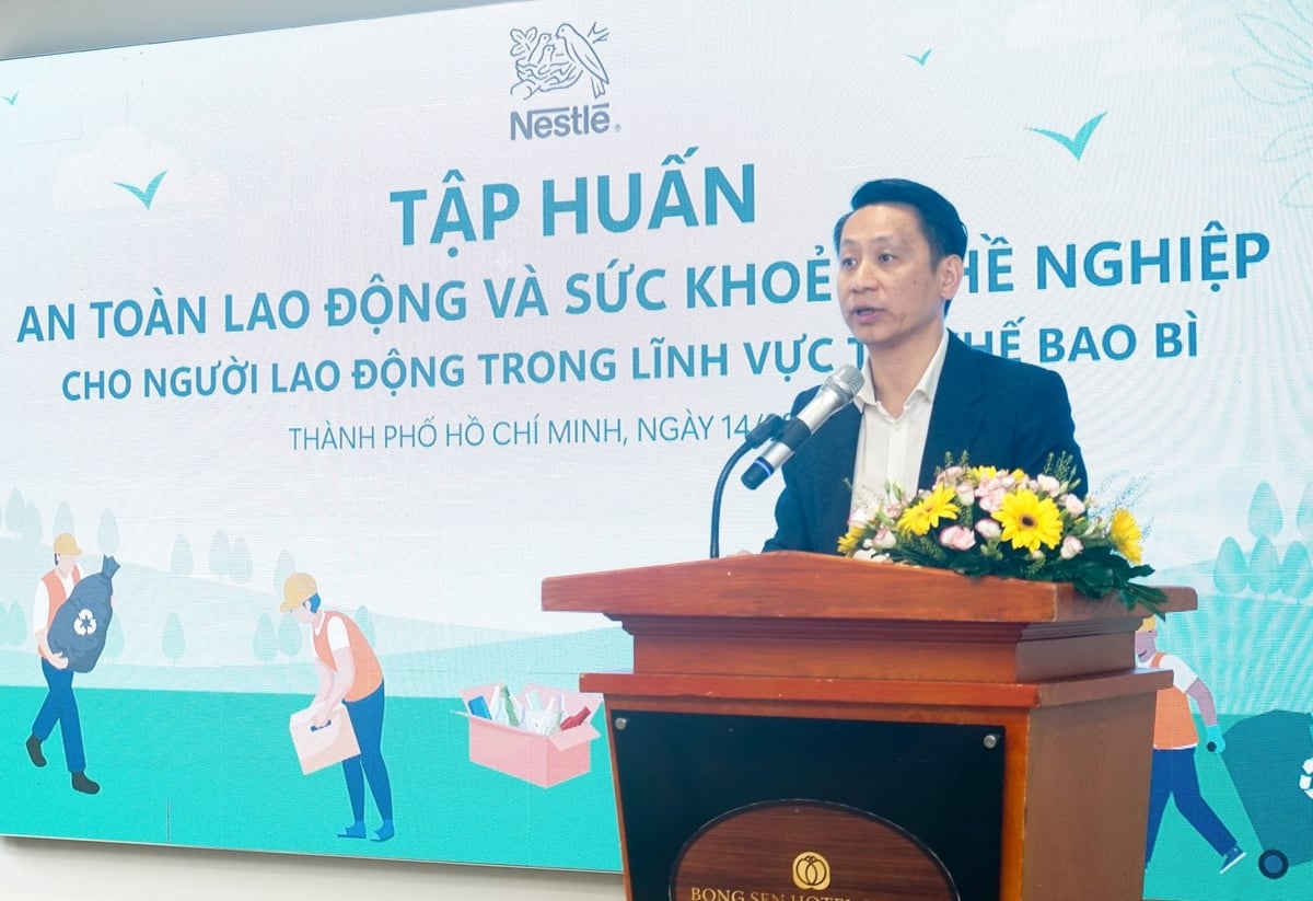 Ông Khuất Quang Hưng, Phó Tổng Giám đốc phụ trách Đối ngoại và Truyền thông, Công ty Nestlé Việt Nam phát biểu khai mạc Chương trình. Ảnh: Nestlé Việt Nam.