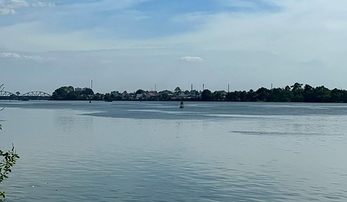 UBND các xã, phường chịu trách nhiệm trước UBND tỉnh Đồng Nai và pháp luật nếu để xảy ra tranh chấp về nguồn nước dẫn đến mất an ninh trật tự, làm thiệt hại tới lợi ích chính đáng và tài sản của người dân. Ảnh: Tường Tú.