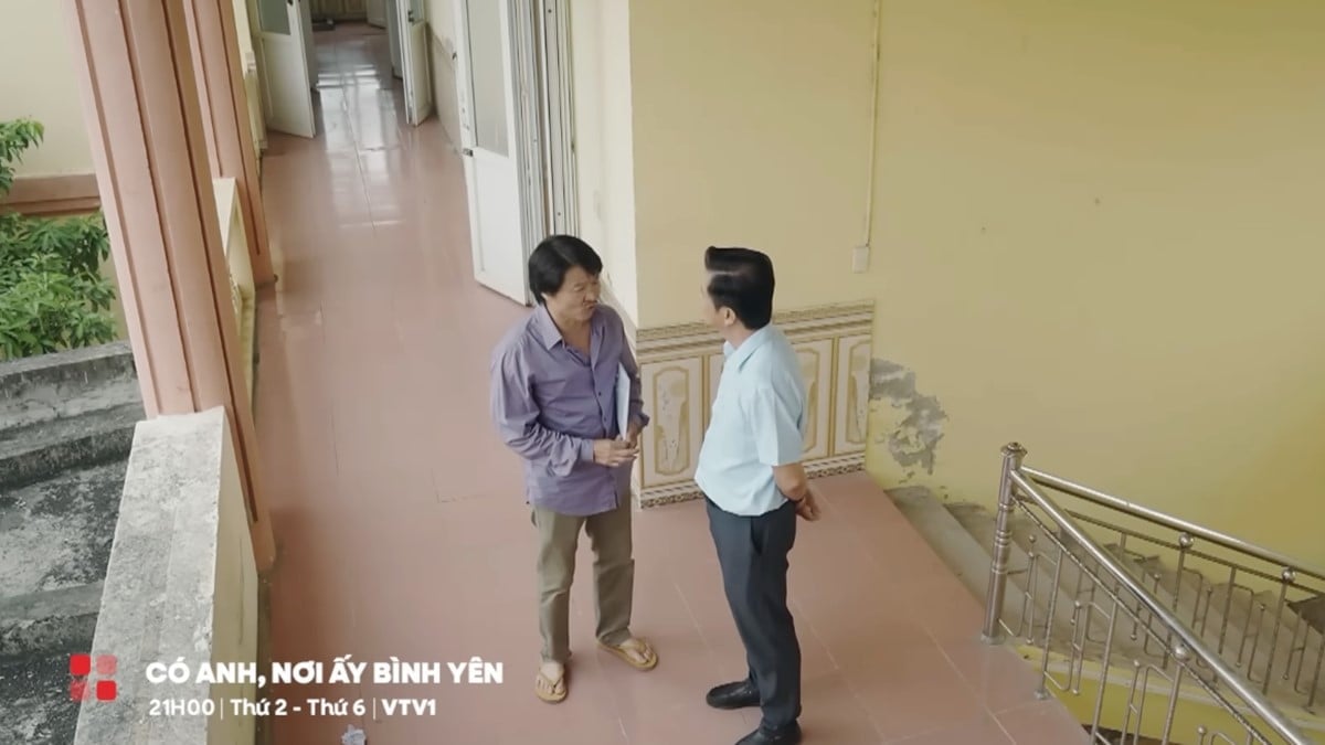 Hùng đến xã xin hợp thức hóa mảnh đất mà ông Thắng tặng. Ảnh CMH
