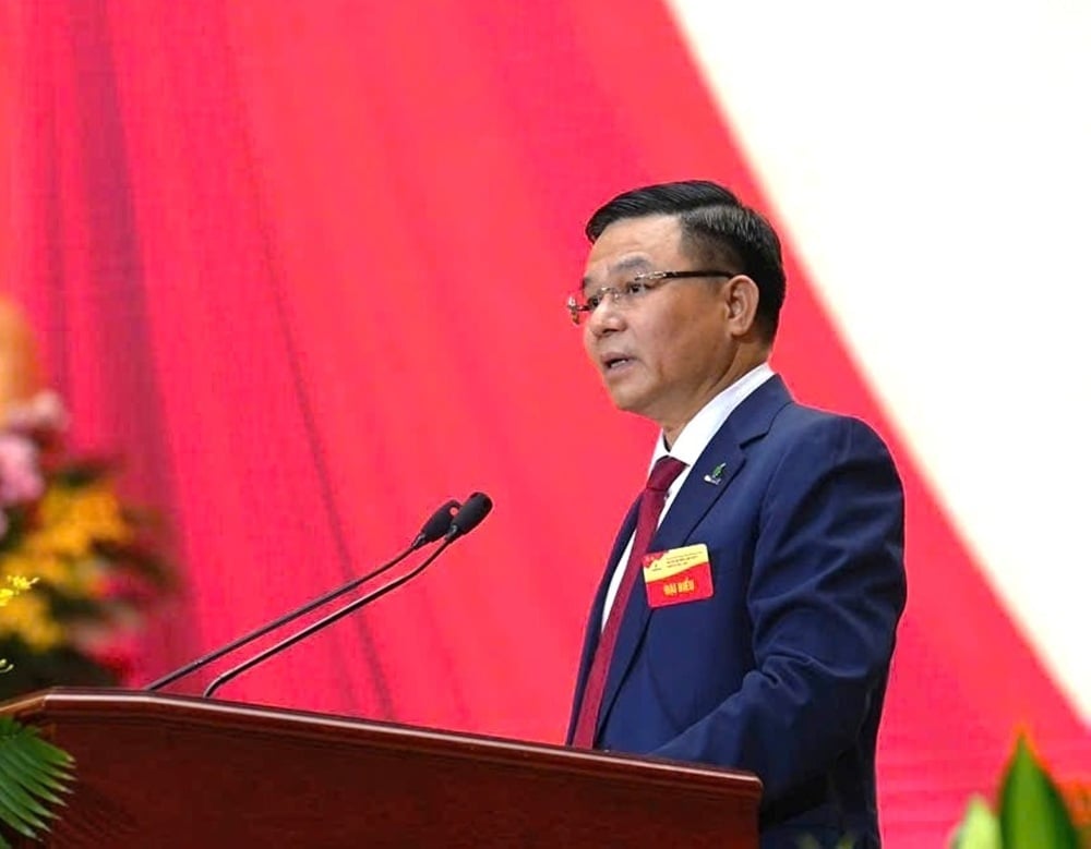 Chủ tịch HĐTV Petrovietnam Lê Mạnh Hùng: 'Giữ vững tinh thần ‘Một đội ngũ – Một mục tiêu’, phát triển Tập đoàn có tiềm lực mạnh, năng lực cạnh tranh cao, tiên phong trong dịch chuyển năng lượng, đóng góp tích cực vào kỷ nguyên vươn mình của dân tộc'. Ảnh: Petrovietnam.