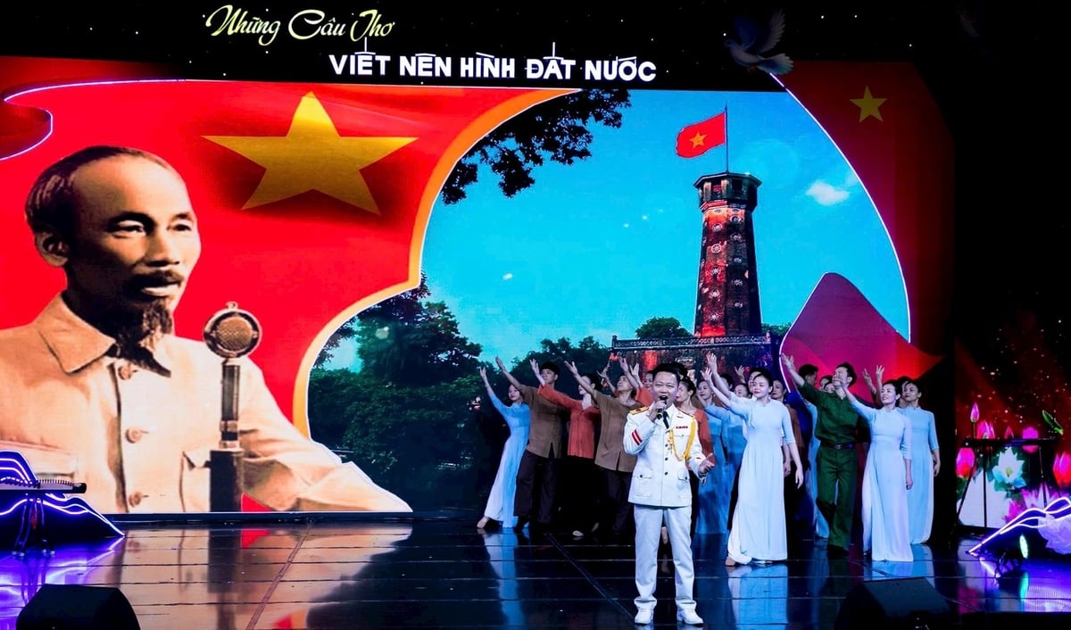 Đêm thơ là dịp tôn vinh thơ ca cách mạng Việt Nam. Ảnh: BTC